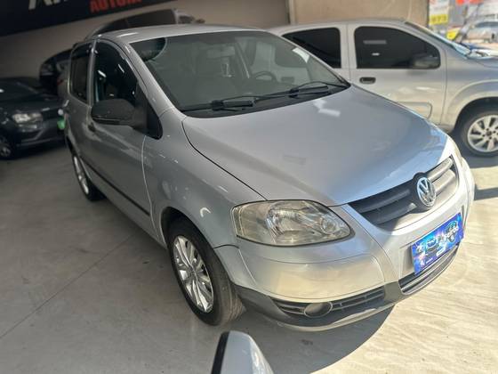 VOLKSWAGEN FOX 1.0 MI 8V FLEX 4P MANUAL VOLKSWAGEN FOX 1.0 MI 8V FLEX 4P MANUAL